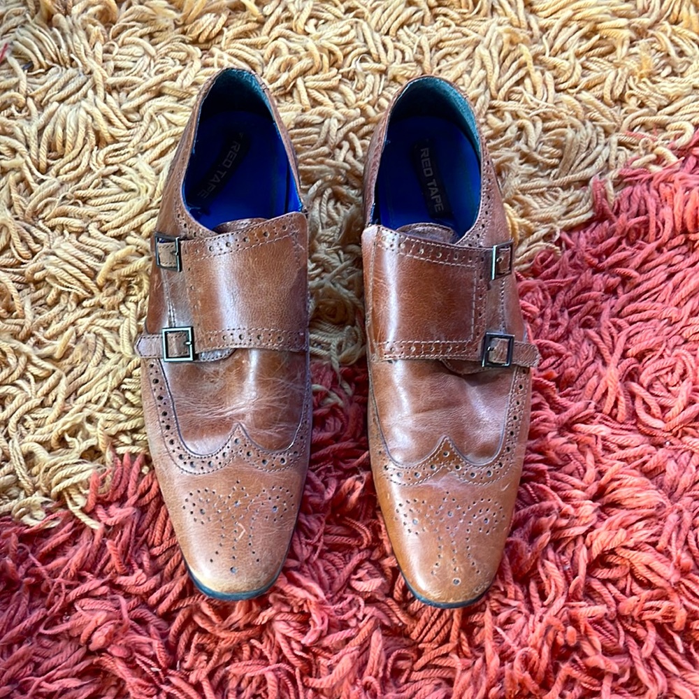 Men’s size 11 Red Tape brand, brown leather loafers with buckles